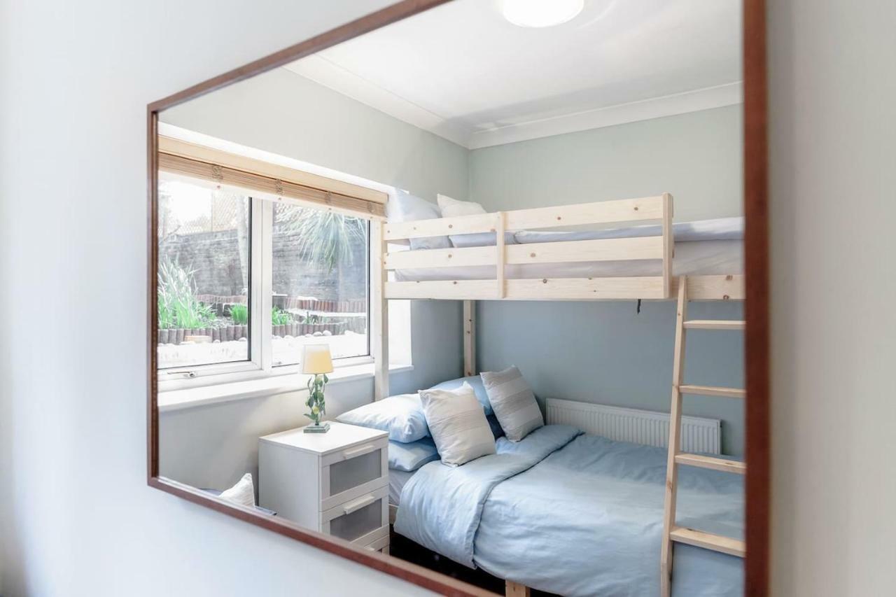 3 Bedroom Garden Flat - Central Location ロンドン エクステリア 写真